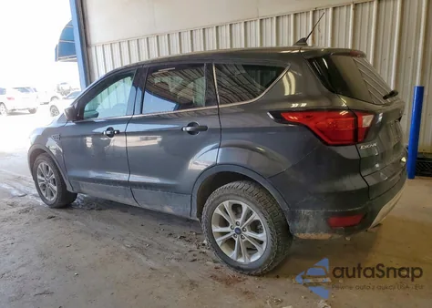 2019 Ford Escape Se from USA, damaged, VIN 1FMCU0GD8KUC52810
